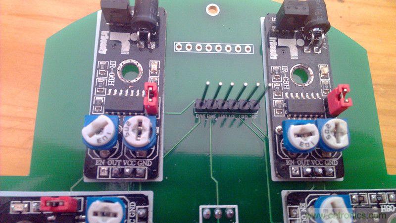 牛人力作!PCB版藍牙智能小車DIY