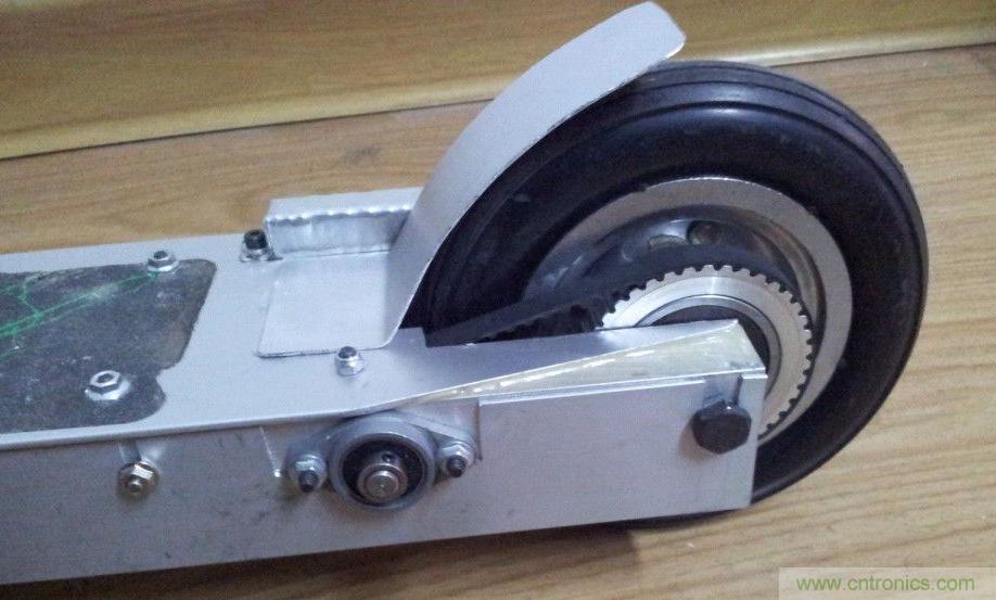能工巧匠！DIY屬于你的電動滑板車！