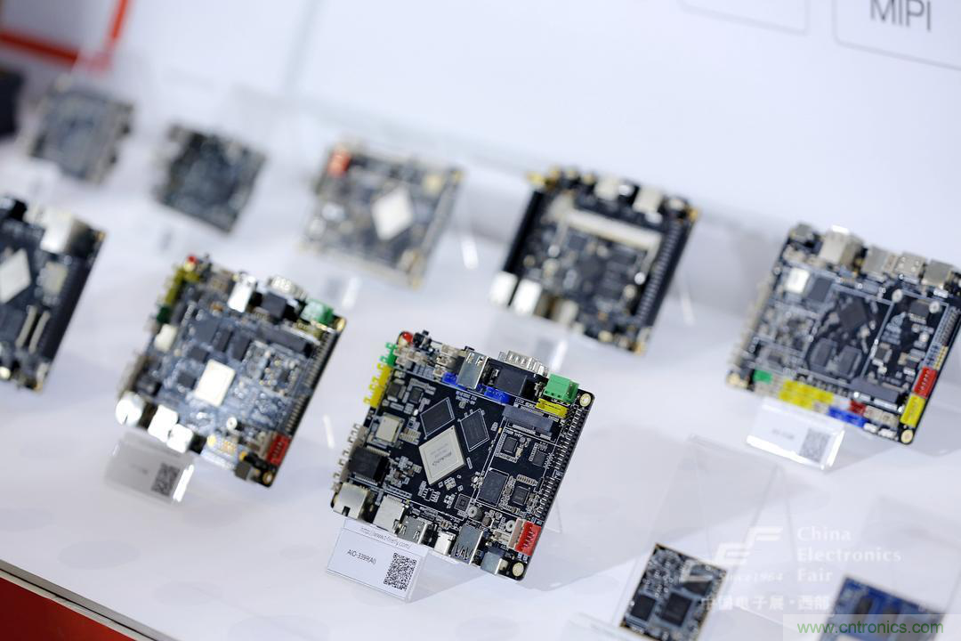 新西部、新重構(gòu)、新機(jī)遇&rdquo;&mdash;2020中國(guó)（西部）電子信息博覽會(huì)開(kāi)幕峰會(huì)在成都成功舉辦
